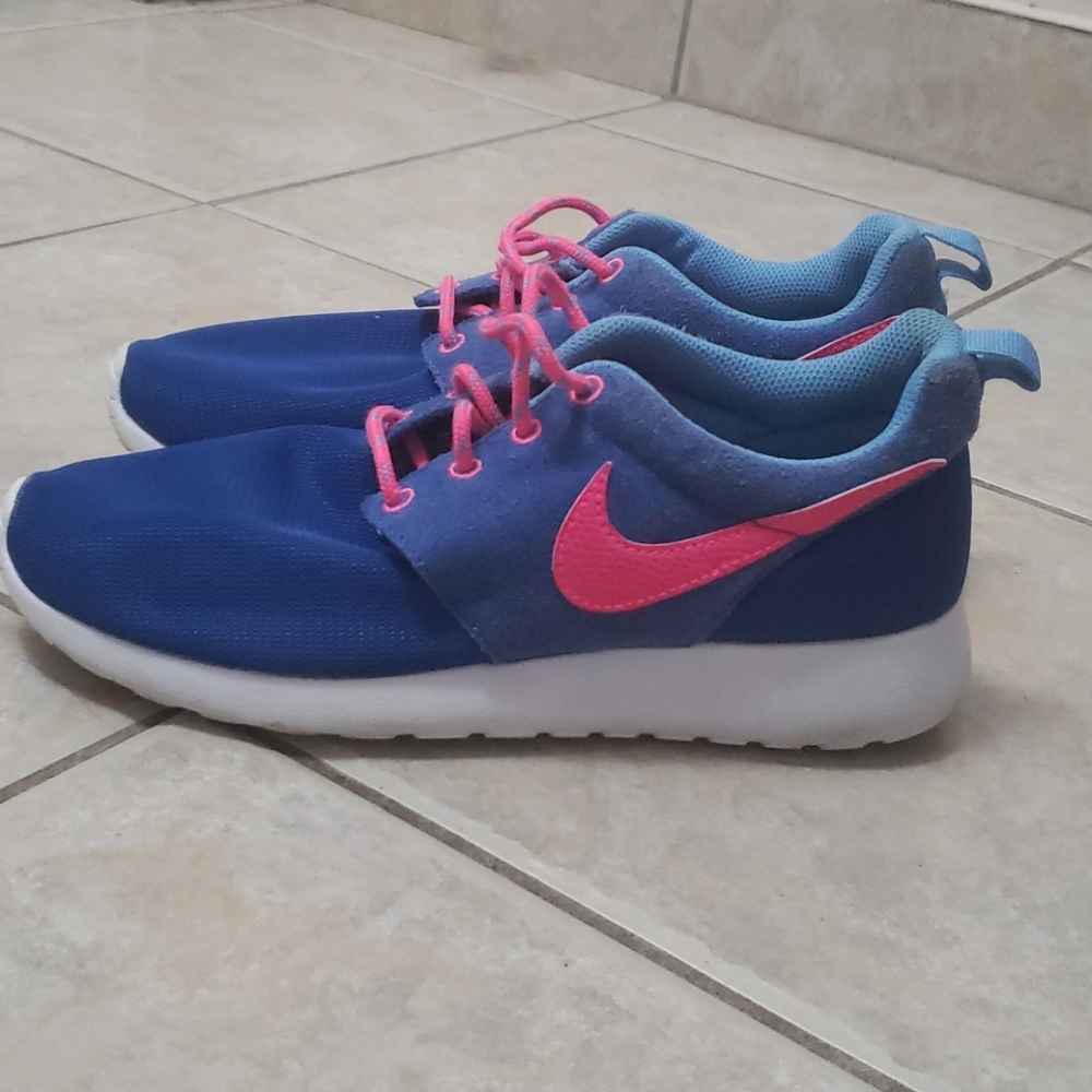 BRIGHT Nike running shoes